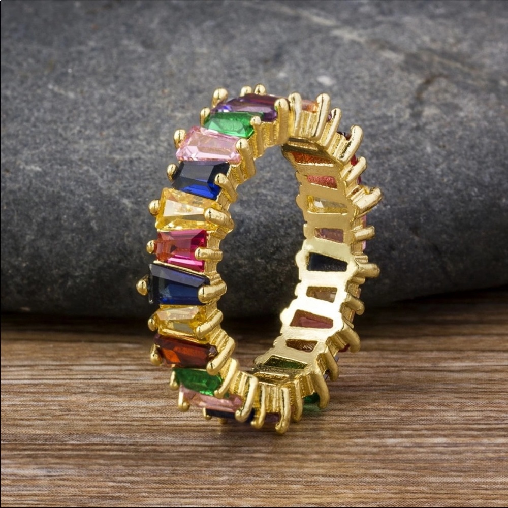 BRAND NEW Thin baguette rainbow ring❤️
